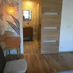 Logement Chic - 6 Brotteaux - Arrivee Autonome - Equipe 호텔
