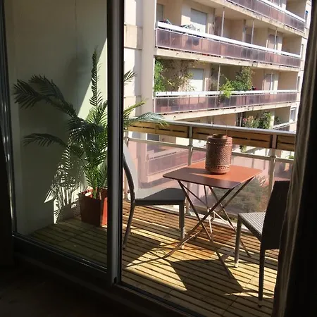 Logement Chic - 6 Brotteaux - Arrivee Autonome - Equipe *