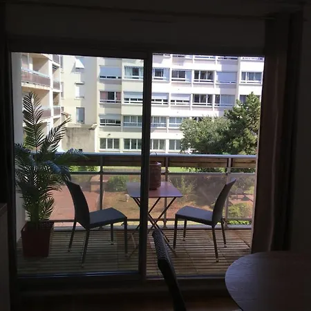 Logement Chic - 6 Brotteaux - Arrivee Autonome - Equipe Hotel